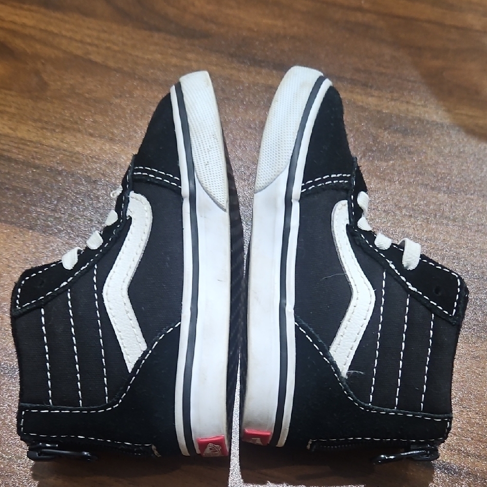 Vans Kids Black and White High-Top Sneakers - Picture 5 of 6